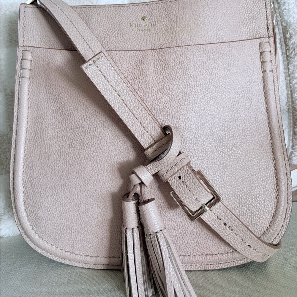 Kate Spade Orchard Street Hemsley blush cross body leather bag.